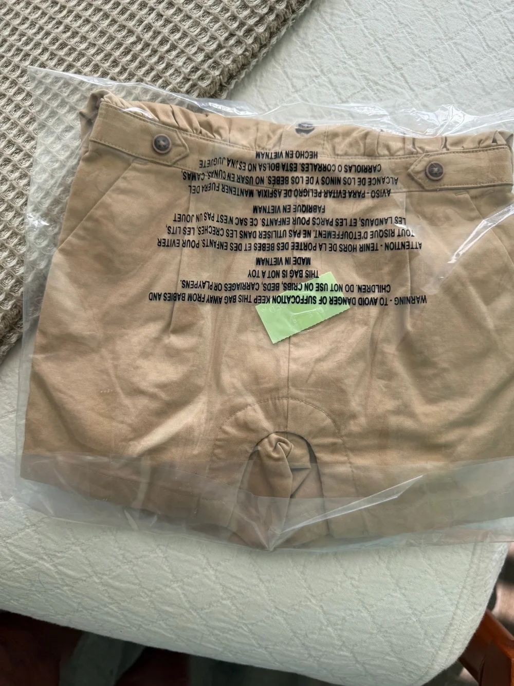 Janie and Jack Safari Twill romper size 12-18 months. NWT MSRP $54